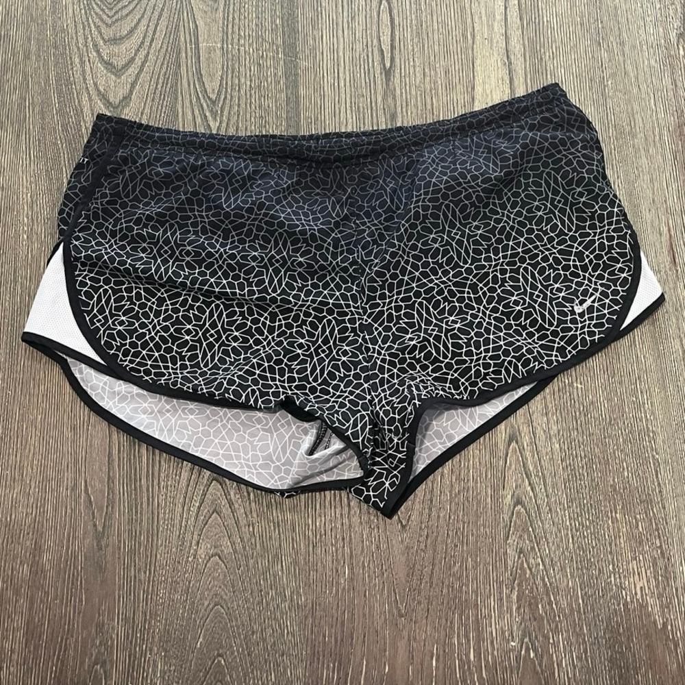 Women’s Nike Black Patterned Athletic Shorts